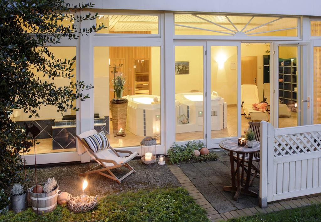 Ferien- Und Wellnesshotel Waldfrieden Hitzacker Exterior foto