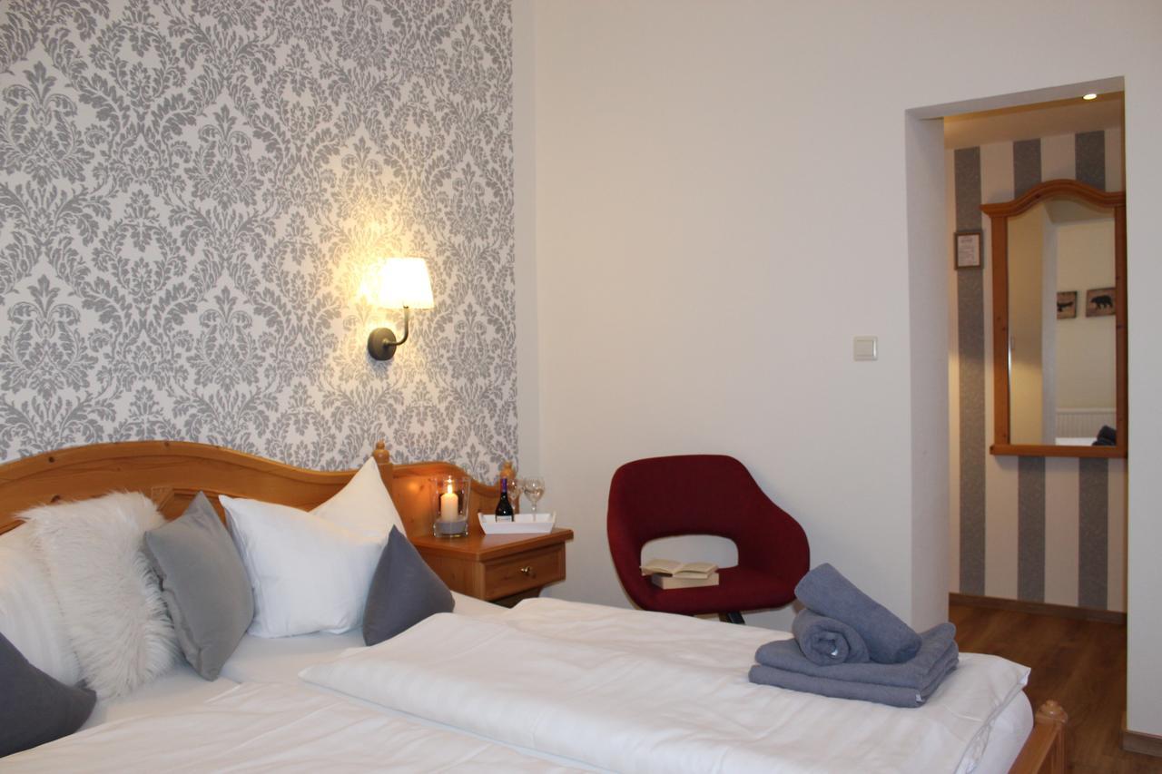 Ferien- Und Wellnesshotel Waldfrieden Hitzacker Exterior foto