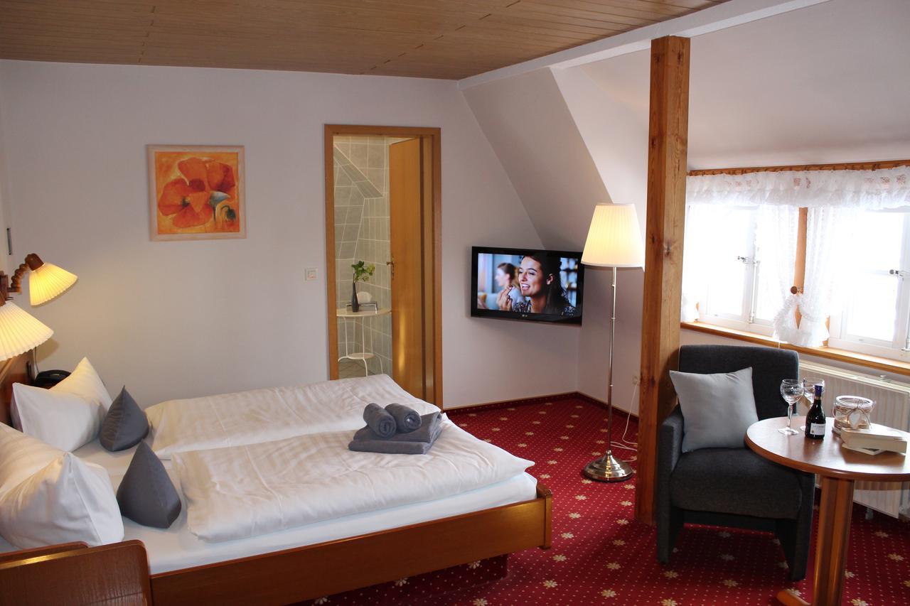 Ferien- Und Wellnesshotel Waldfrieden Hitzacker Exterior foto